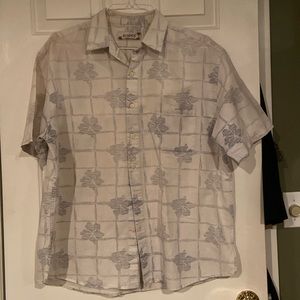 Men’s size large, SUMMA, short sleeve, casual button up collar shirt